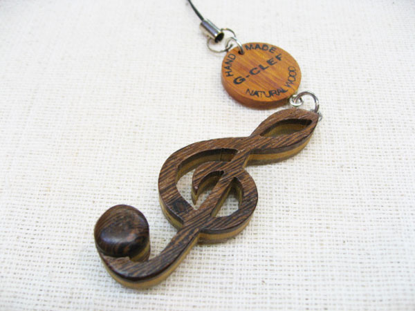 木製ストラップ!あたたかみの感じる木のぬくもり【音符】