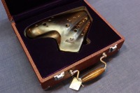 オオサワオカリナ(トリプル)バスC管【漆仕上げ】専用ケース